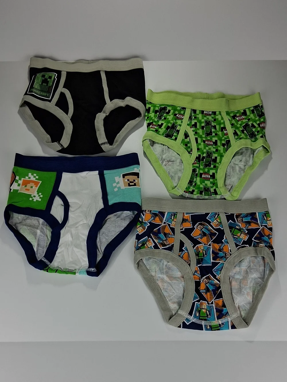 Boys Minecraft Briefs Size 8, 4 Pairs, NWOT